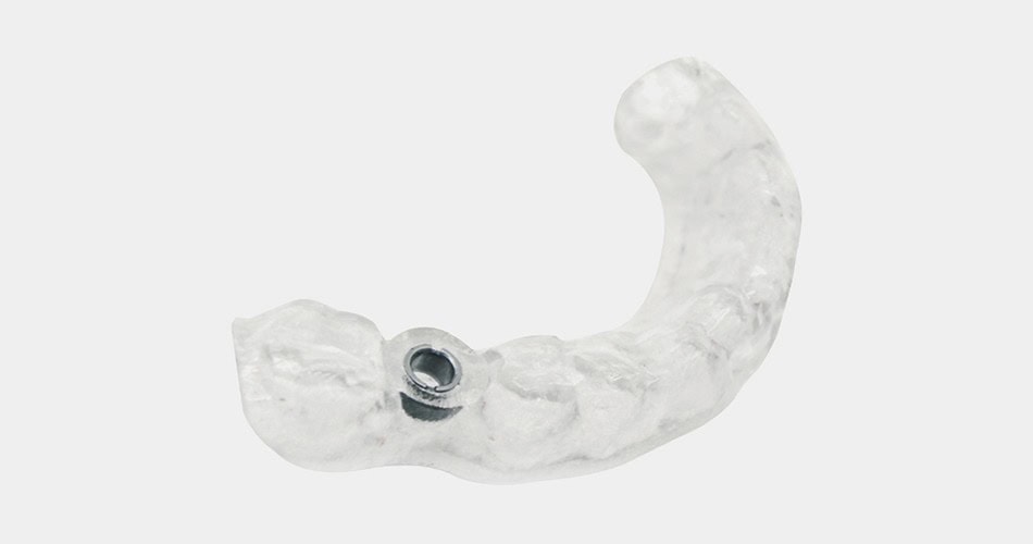 Impresora 3D de resina PioCreat D150 3 Muestra un equipo dental de restauración con un diseño ergonómico y componentes de alta calidad, ideal para clínicas odontológicas que buscan precisión y eficiencia en tratamientos.